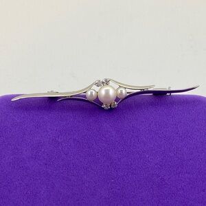💛 Vintage Cultured Pearl & Rhinestone Silver Bar Brooch | Romantic Glamour